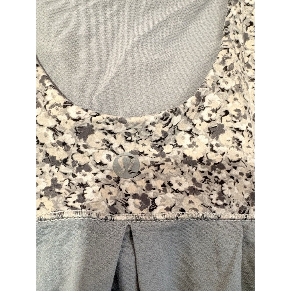 Lululemon Size 8 Elevate Tank Top Gray Floral - Picture 5 of 6